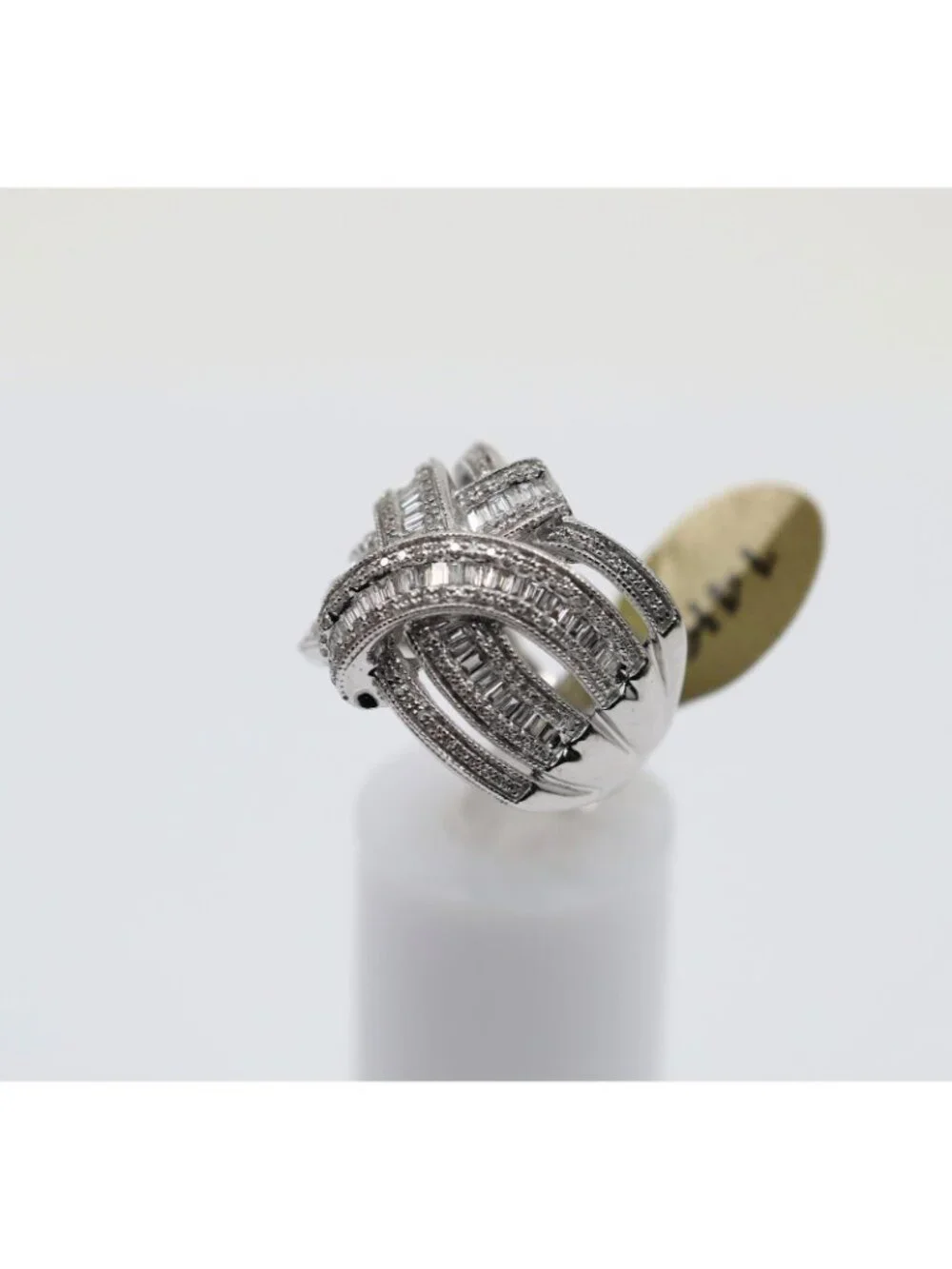 EFFY 14K White Gold 2.00ct Round Baguette Diamond Woven Crossover Ring - Size 7
